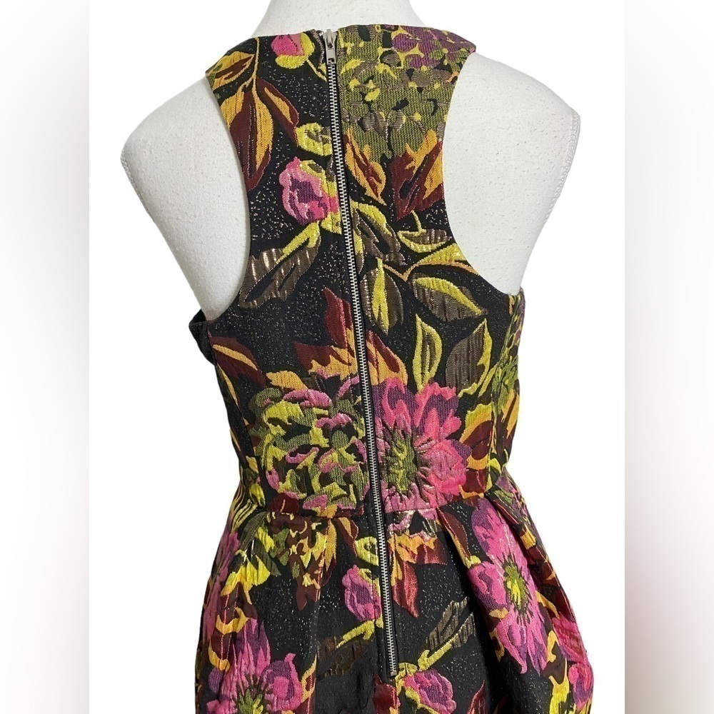 Gianni Bini Brocade floral and metallic dress - Picture 6 of 15